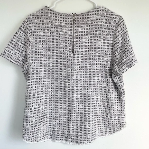 W5 short sleeve blouse - Picture 5 of 5